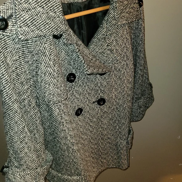 Kismet Herringbone Tweed Pea Coat - Picture 3 of 14